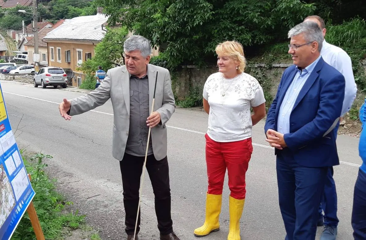 Ioan Deneș, ministrul apelor și pădurilor, vizită de lucru în Caraș-Severin