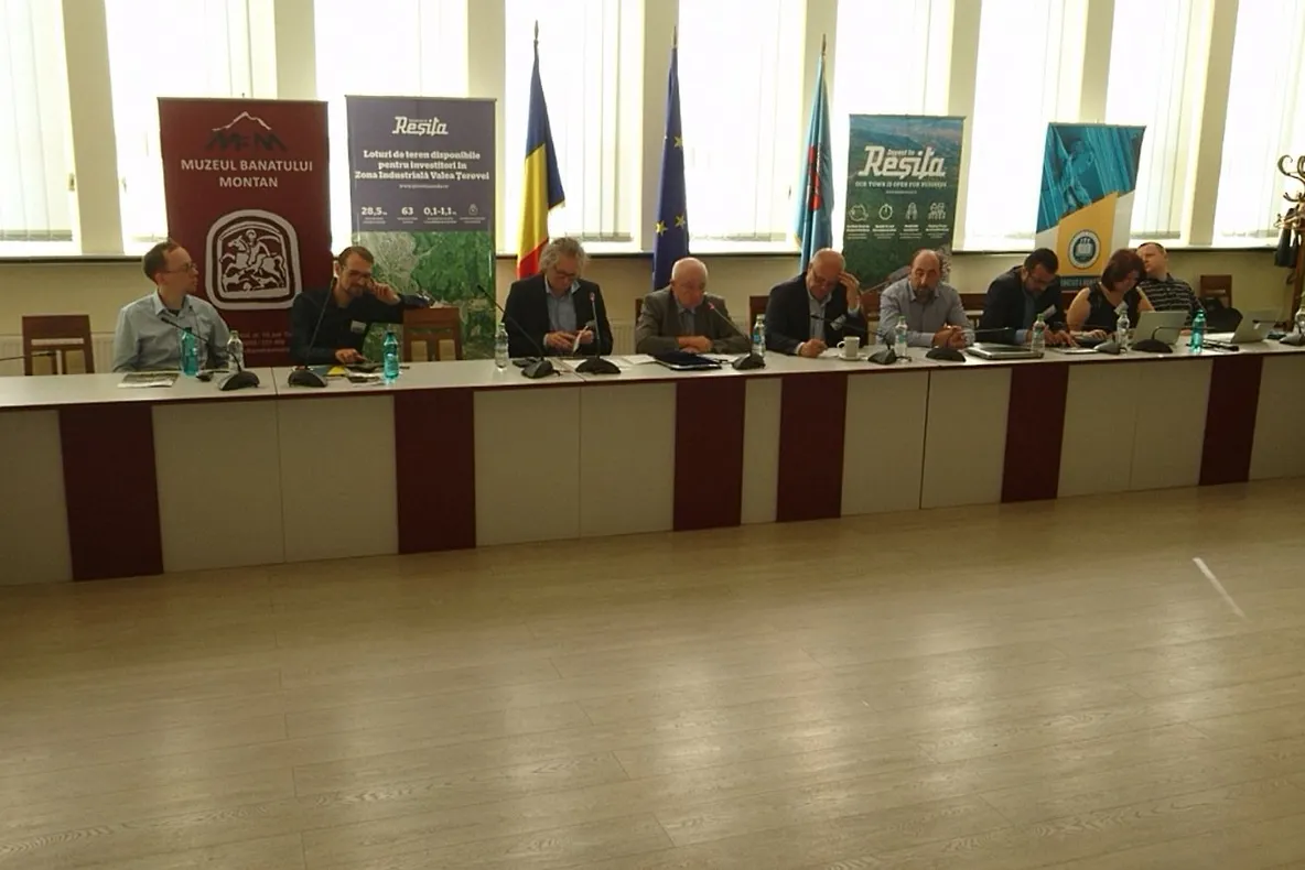 Există viață și după dezindustrializare?