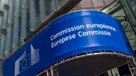 Scandalul ”valiza”. Comisia UE cere României să nu abuzeze de GDPR pentru a bloca presa