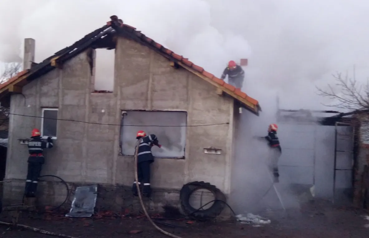 Incendiu la Ramna FOTO