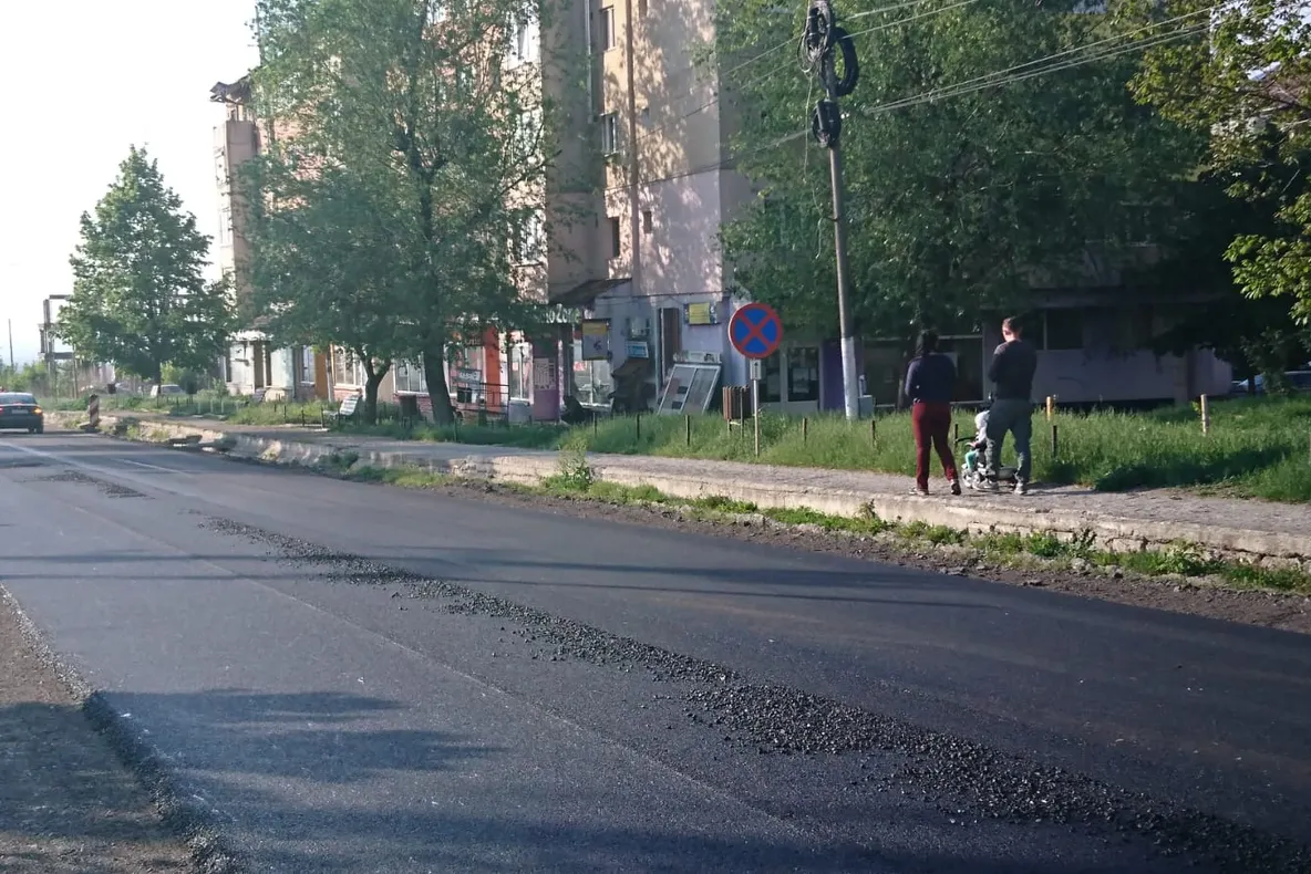 Promisiunea ministrului Cuc prinde contur la Oravița: se asfaltează pe DN 57 VIDEO