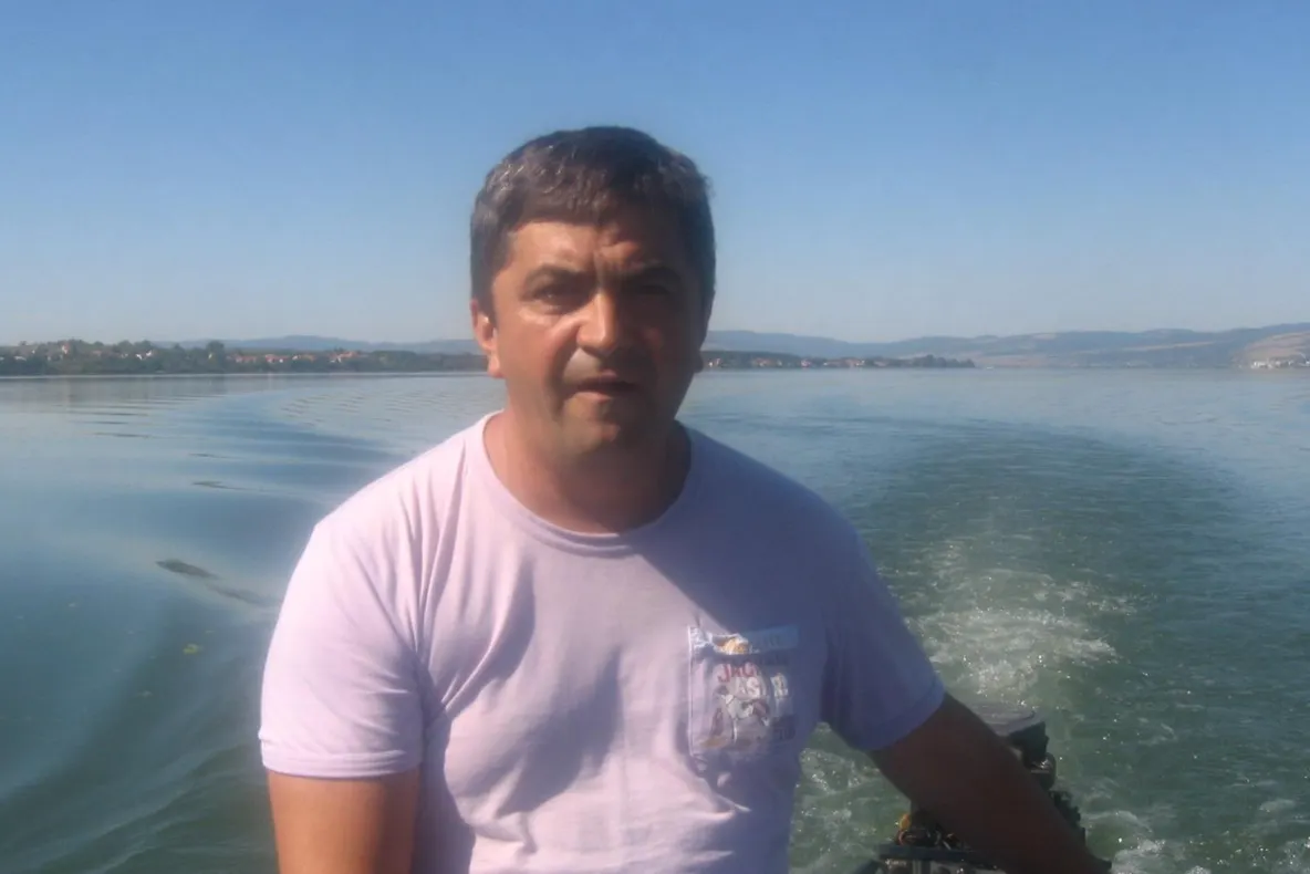 Achitare pe bandă rulantă la Judecătoria Oravița, condamnare dură la Curtea de Apel Timișoara. Căpitanul Portului Moldova Veche, Boby Buie, condamnat pentru complicitate la contrabandă!