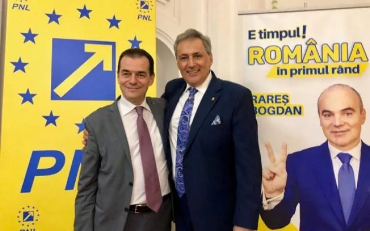 Orban și miniştrii desemnaţi, în ședință
