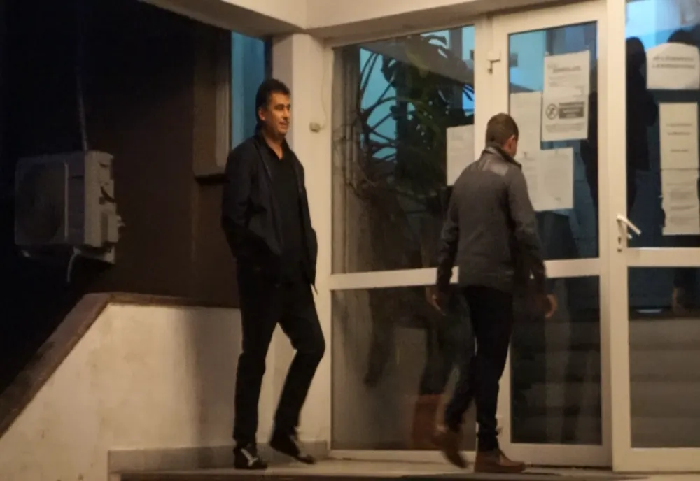 Adrian Truică reținut pentru 24 de ore, Serviciul Județean de Ambulanță rămâne fără manager VIDEO