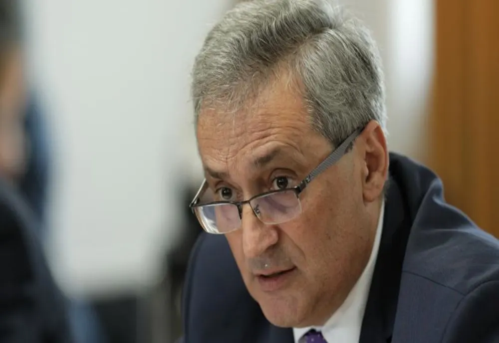 JOS PĂLĂRIA! Ministrul de Interne îl demite pe prefectul de Harghita, în cazul ursului de la Praid