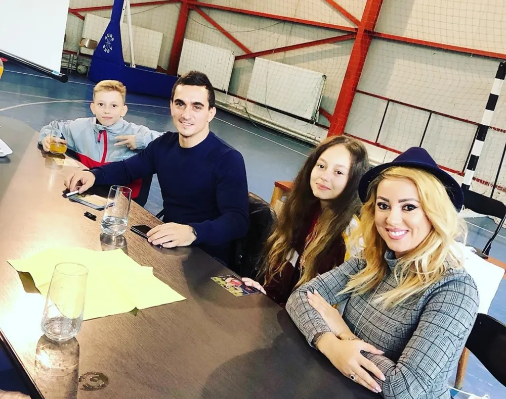 Reşiţa găzduieşte Naţionalele individuale de gimnastică ale juniorilor, Marian Drăgulescu a revenit la Reșița