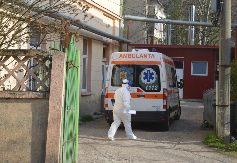 VIDEO O asistentă strigă în gura mare: ”Nu avem echipament doamnă”!