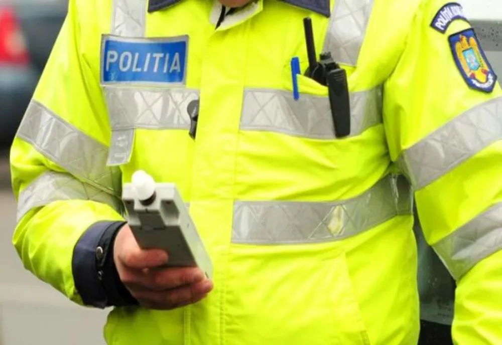 Șofer de TIR depistat la volan sub influența alcoolului