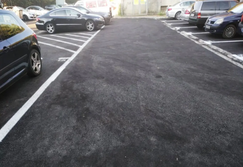 Licitatie pentru parcari! La Resita, s-au platit si 20.000 de lei/loc