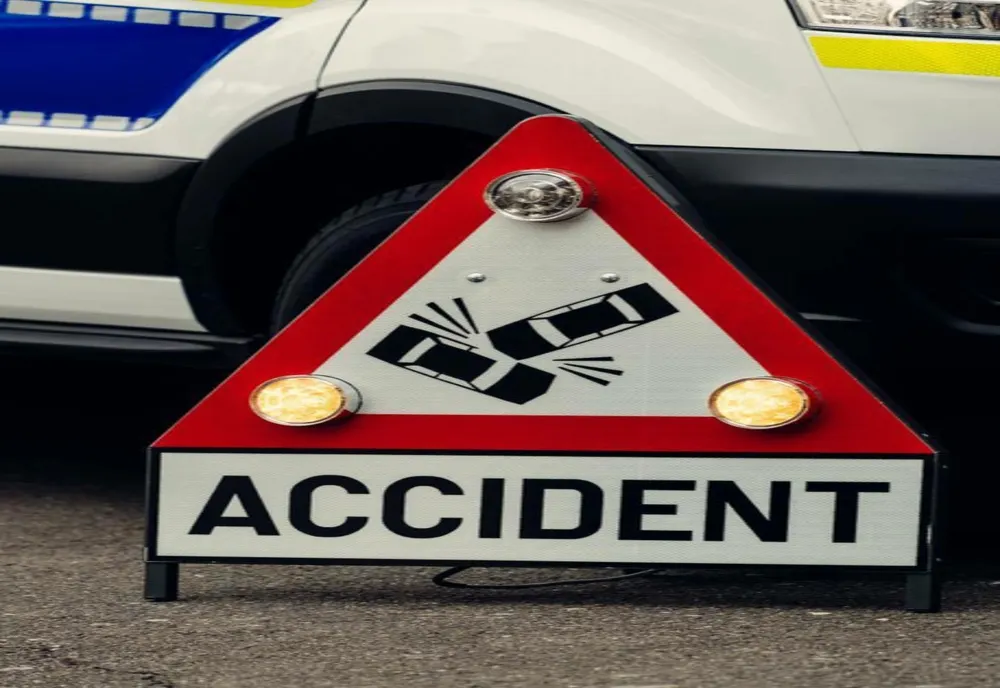 Accidente în zona Clisurii Dunării: au intervenit echipajele de la descarcerare
