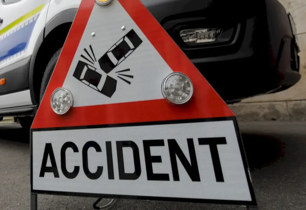 Accident cu două victime pe o șosea din Caraș-Severin