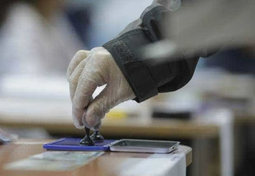 COTAR LE CERE ROMÂNILOR DIN ȚARĂ ȘI DIASPORA SĂ IASĂ LA VOT: „NU VOTĂM UN OM, CI UN SISTEM DE VALORI!”