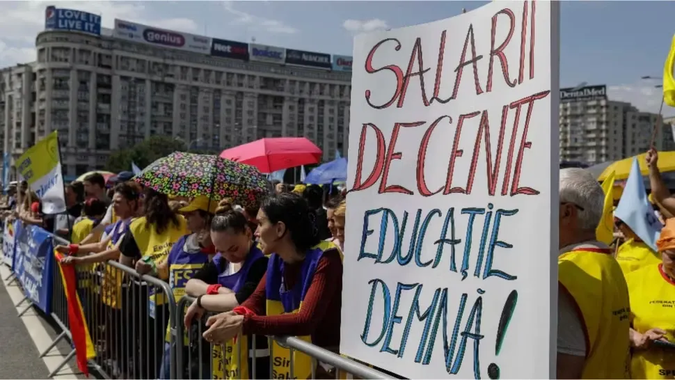 Protest uriaș în educație. Aproximativ 20.000 de sindicaliști sunt așteptați miercuri în București