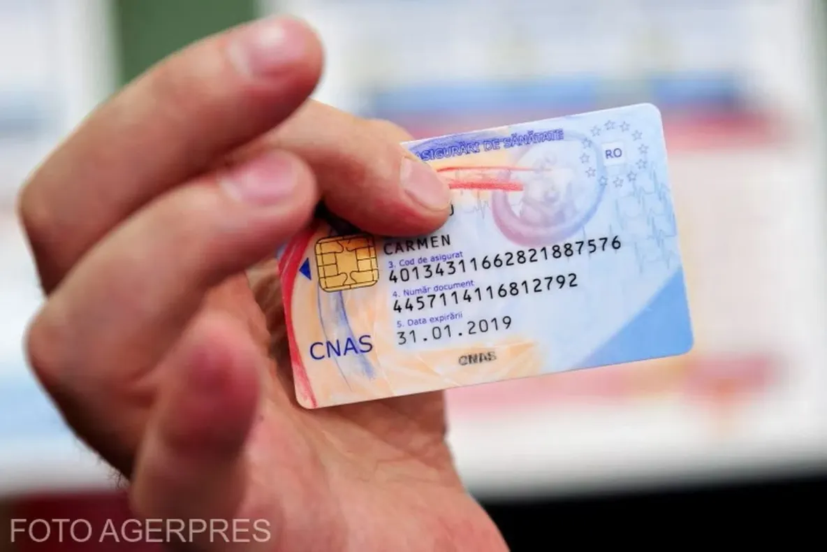 Cardul de sănătate și noua carte de identitate pot fi folosite în paralel. Anunțul CNAS pentru octombrie