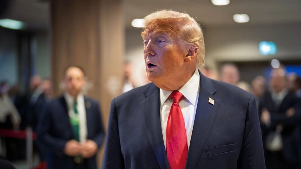 Donald Trump amenință Iranul cu o reacție „fără precedent” după anunțul privind moartea lui Ali Khamenei