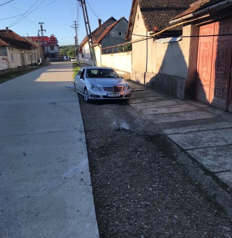 Fiul fostei prim procuroare din Caransebeș a făcut accident beat la volan FOTO VIDEO