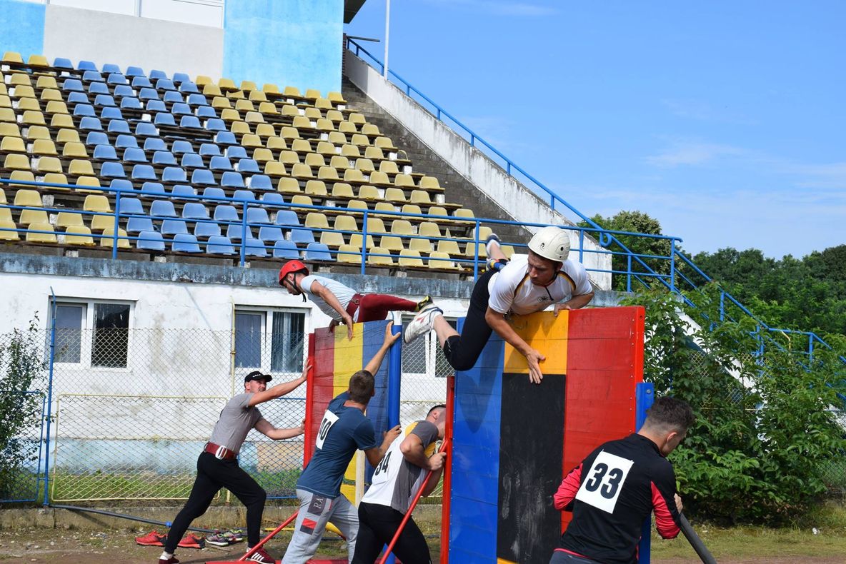 Serviciile Profesioniste pentru Situații de Urgență s-au întrecut la Caransebeș