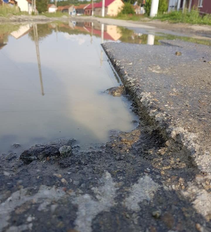 De necrezut, cum poate arăta un drum județean GALERIE FOTO