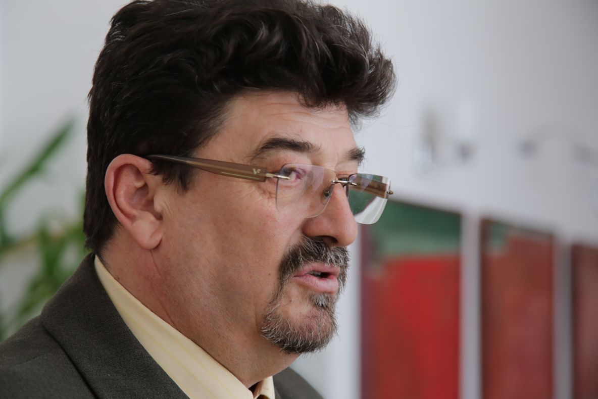 Cărășenii scutiți de drumuri la Reșița, vine prefectul la ei