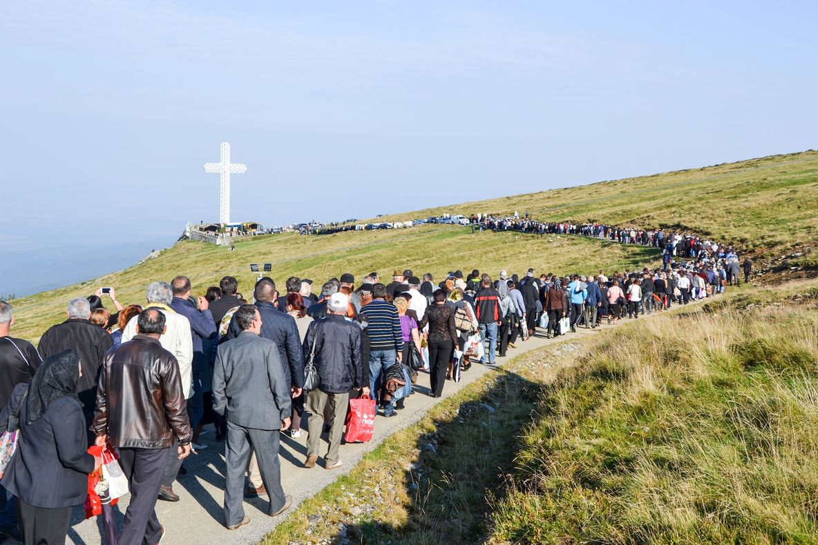 Caravana medicală la înălțime – consultații gratuite pe vârf de munte