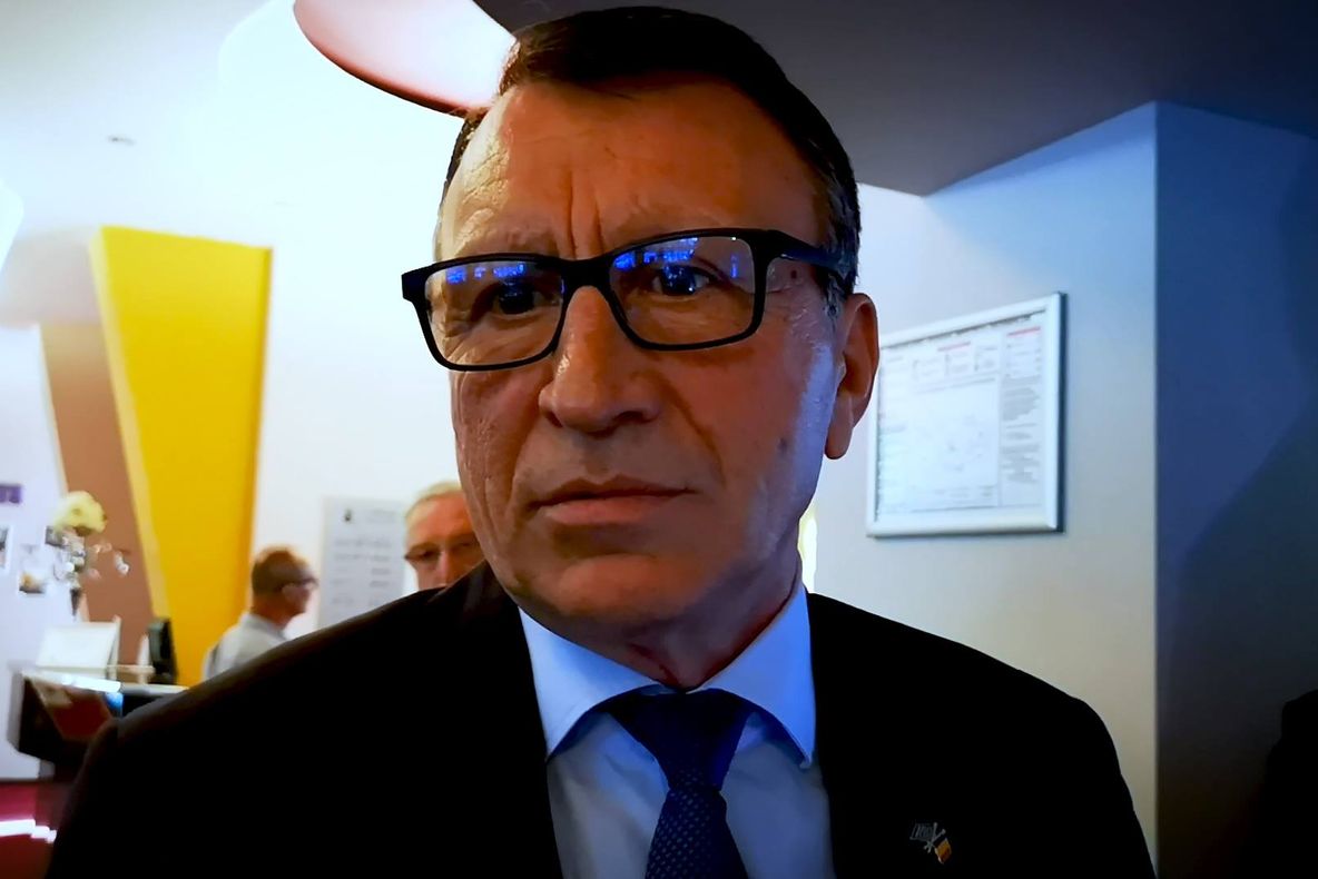 Vicepremierul Paul Stănescu evitat de primari, majoritatea s-au întâlnit cu Luminița Jivan