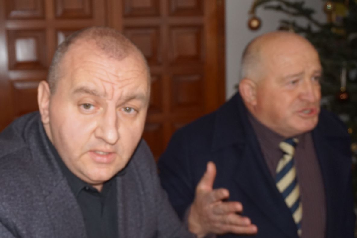 PNL afară! În semn de protest!