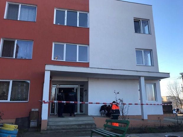 Un polițist și concubina sa găsiți morți în casă, la Oravița FOTO-VIDEO UPDATE