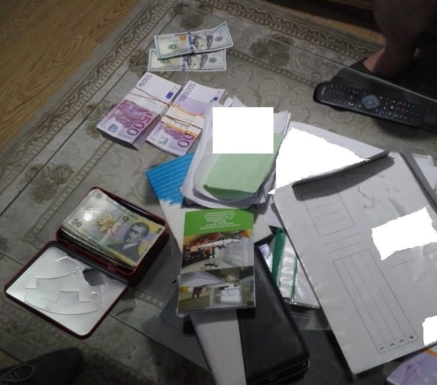 Banatul abundă de cămătari, poliția a dat iama printre ei FOTO