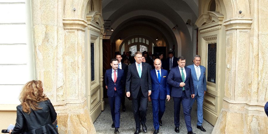 Președintele Klaus Iohannis la Timișoara, Marcel Vela a ținut aproape