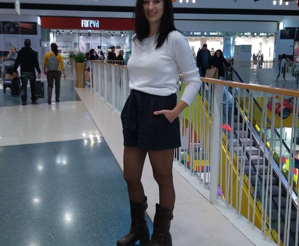 Gabriela Sîrbu, sora tatălui acuzat de abuzarea propriei fetițe, face declarații în scandalul nepoatei sale