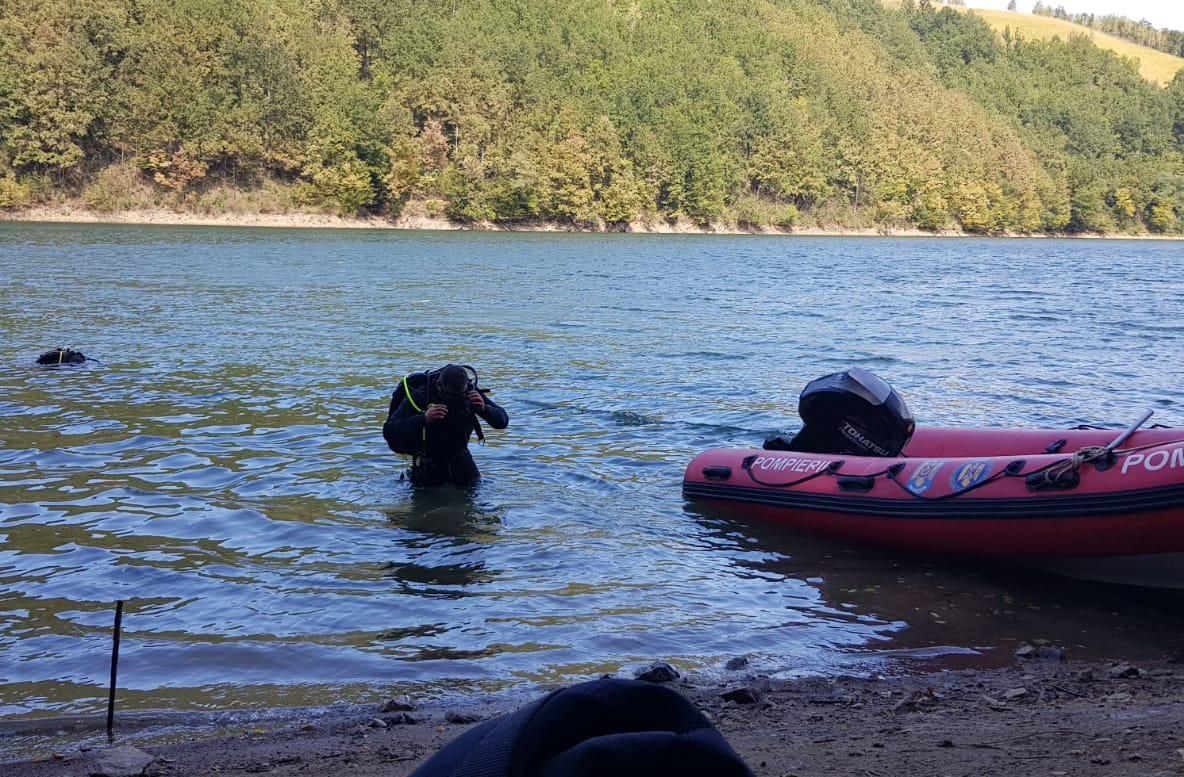 Cadavru descoperit pe lacul Secu