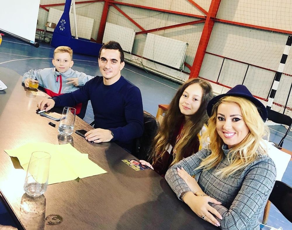 Reşiţa găzduieşte Naţionalele individuale de gimnastică ale juniorilor, Marian Drăgulescu a revenit la Reșița