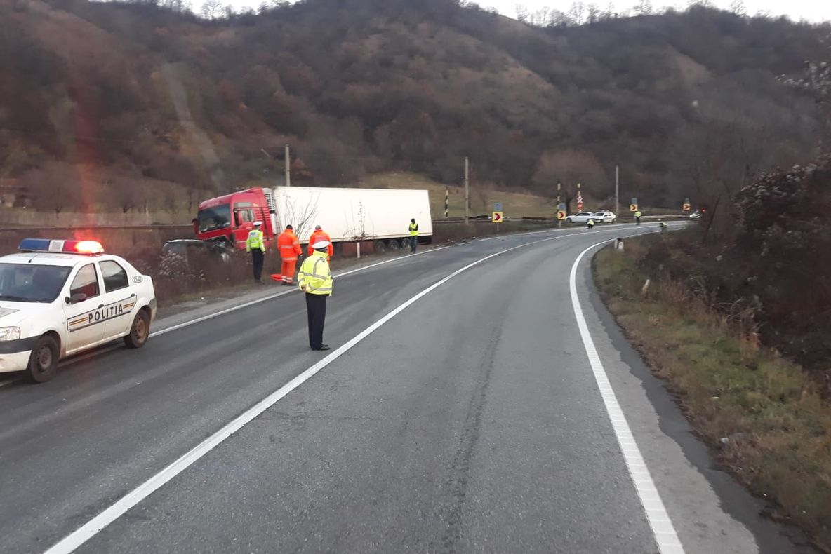 Accident mortal la Băile Herculane FOTO