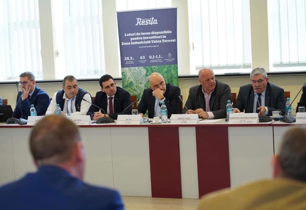 Rectorul Șerban se ține de cuvânt, UPT deschide două secții de master la Reșița