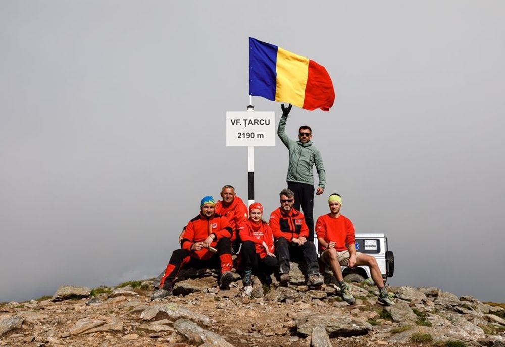 Vârful Țarcu a primit "veșminte" noi