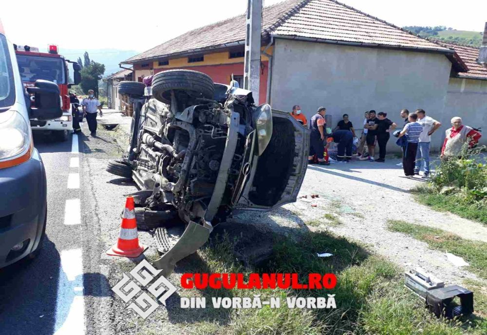 Accident cu trei victime pe o șosea din Caraș-Severin