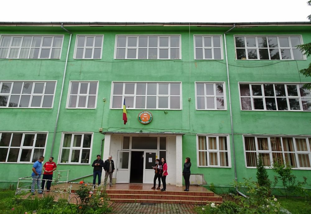 Școală reabilitată cu fonduri europene