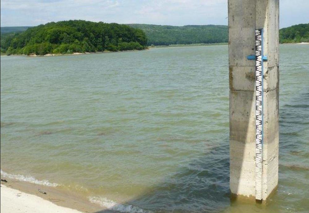 Continuă verificările barajelor din spațiul hidrografic Banat