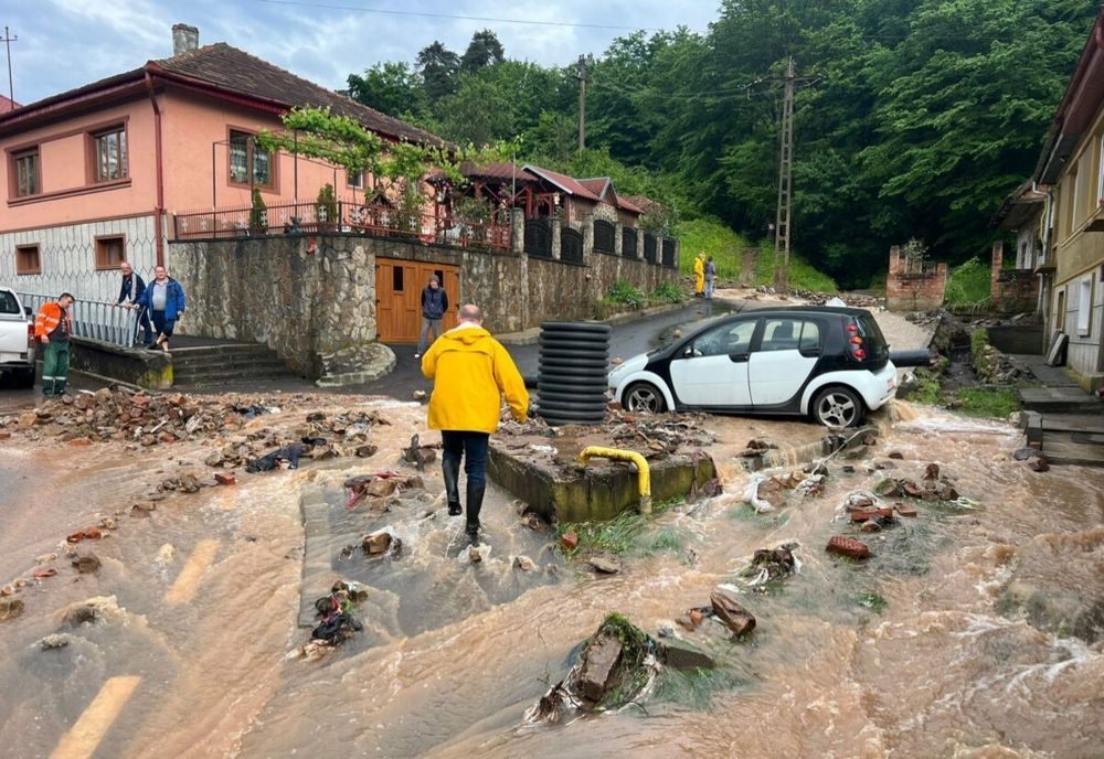 Primăria Reșița caută soluții pentru zonele afectate de viitură