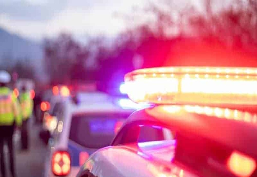 Accident în județul Caraș-Severin. Trei răniți după ce o șoferiță a pierdut controlul volanului din cauza ploii