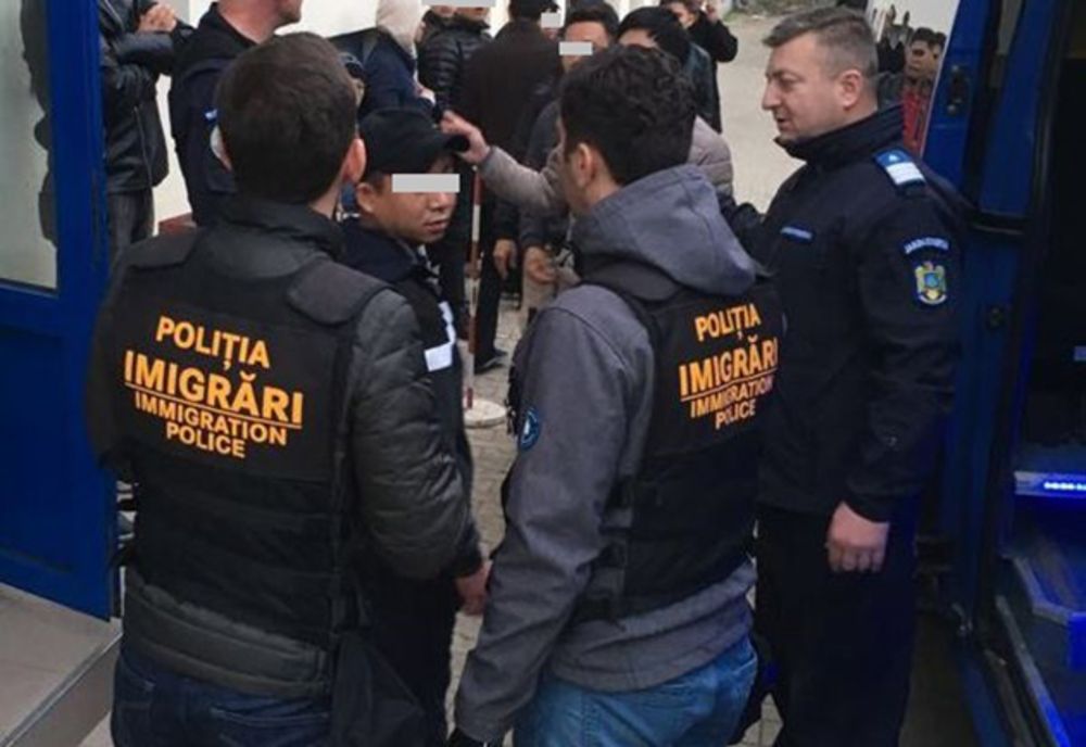 Emigranți din Siria și Afganistan, transferați în România din Germania și Polonia