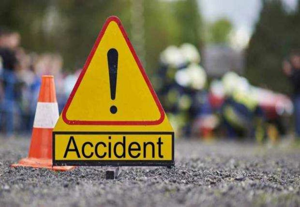 CINCI PERSOANE RĂNITE, ÎNTRE CARE DOI COPII, ÎNTR-UN ACCIDENT LA IEȘIRE DIN REȘIȚA