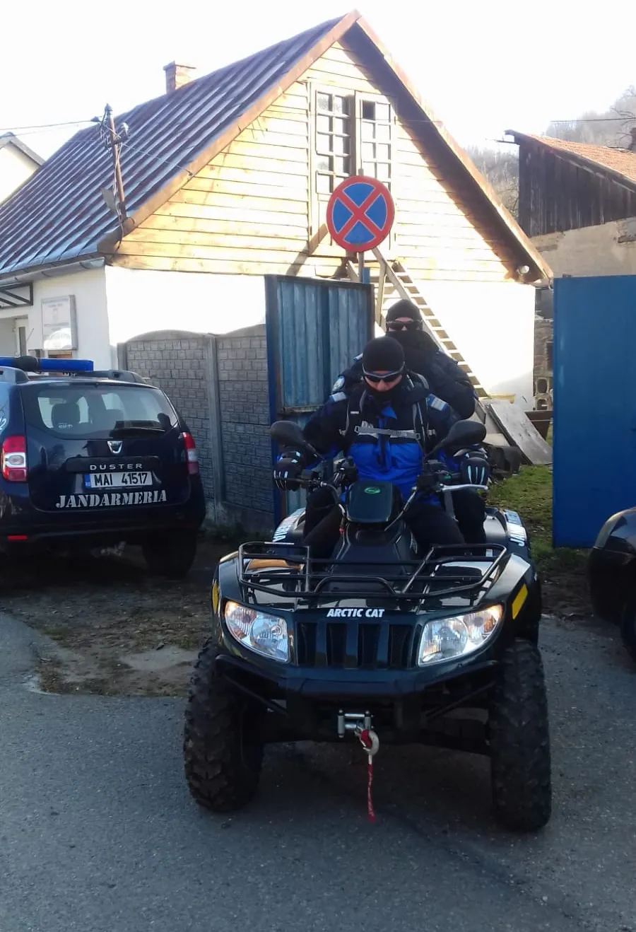jandarmi cautare turist disparut1