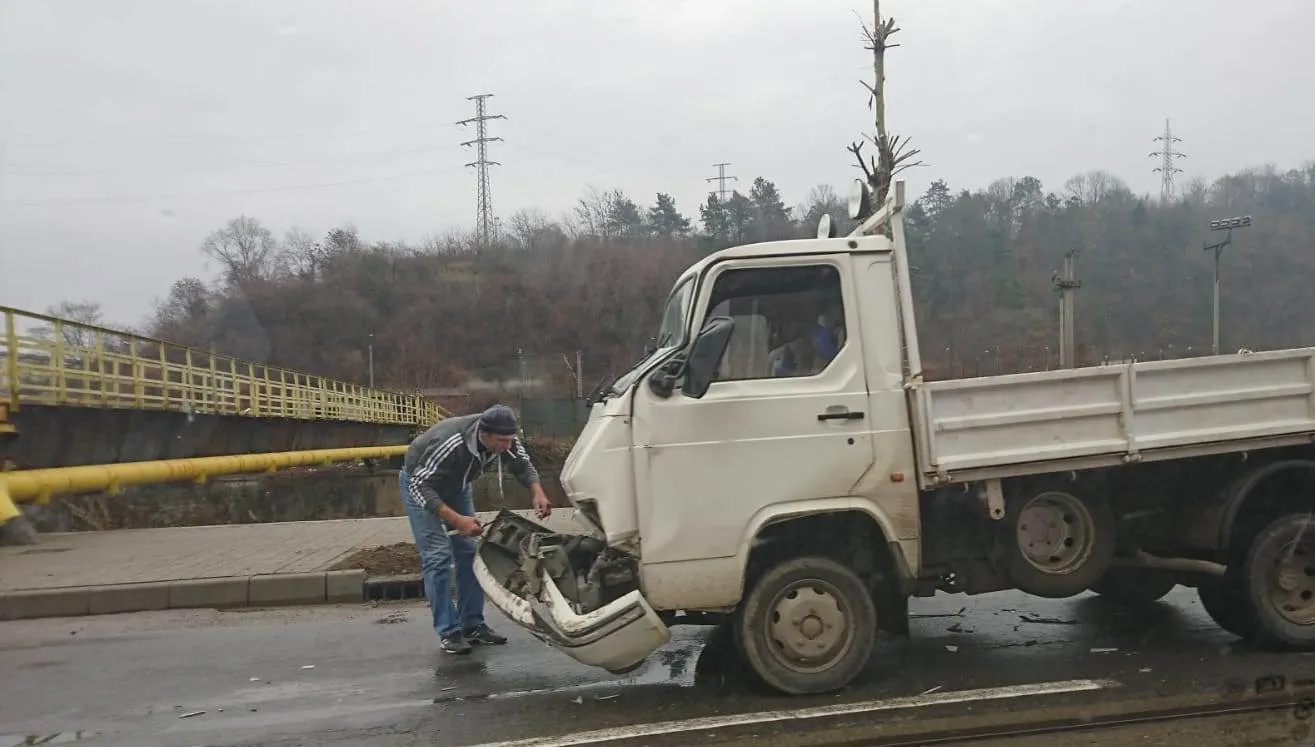 Accident Bd Rev din Dec (4)