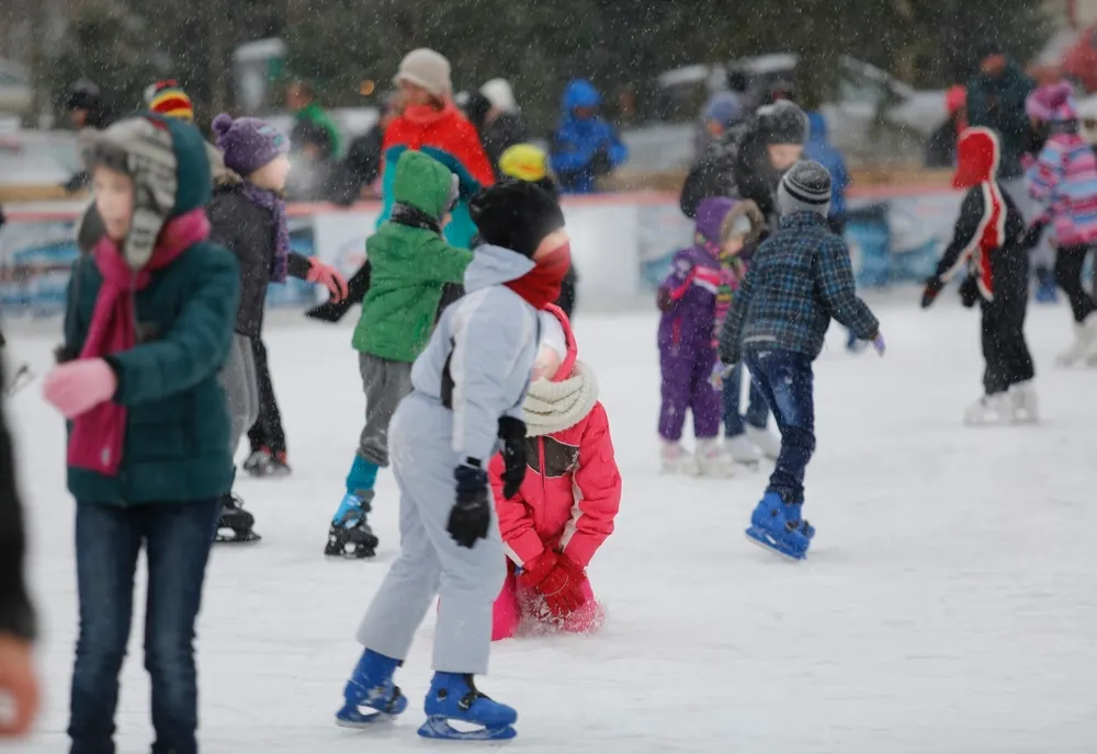Vechiul patinoar din Reșița,  adus în proprietatea publică a orașului. Ce planuri are municipalitatea