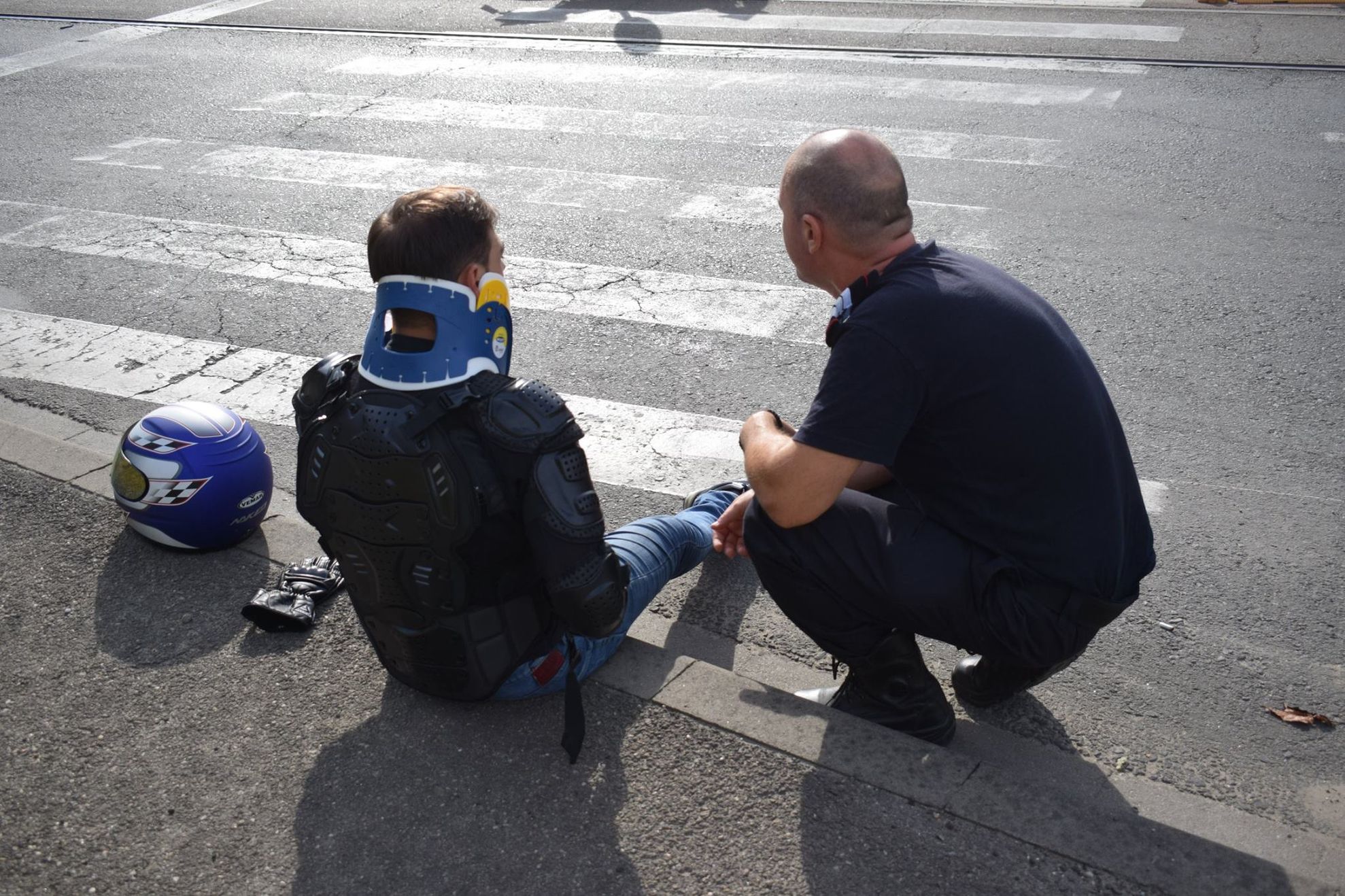 38411760_1806789682729965_1790415919734849536_o