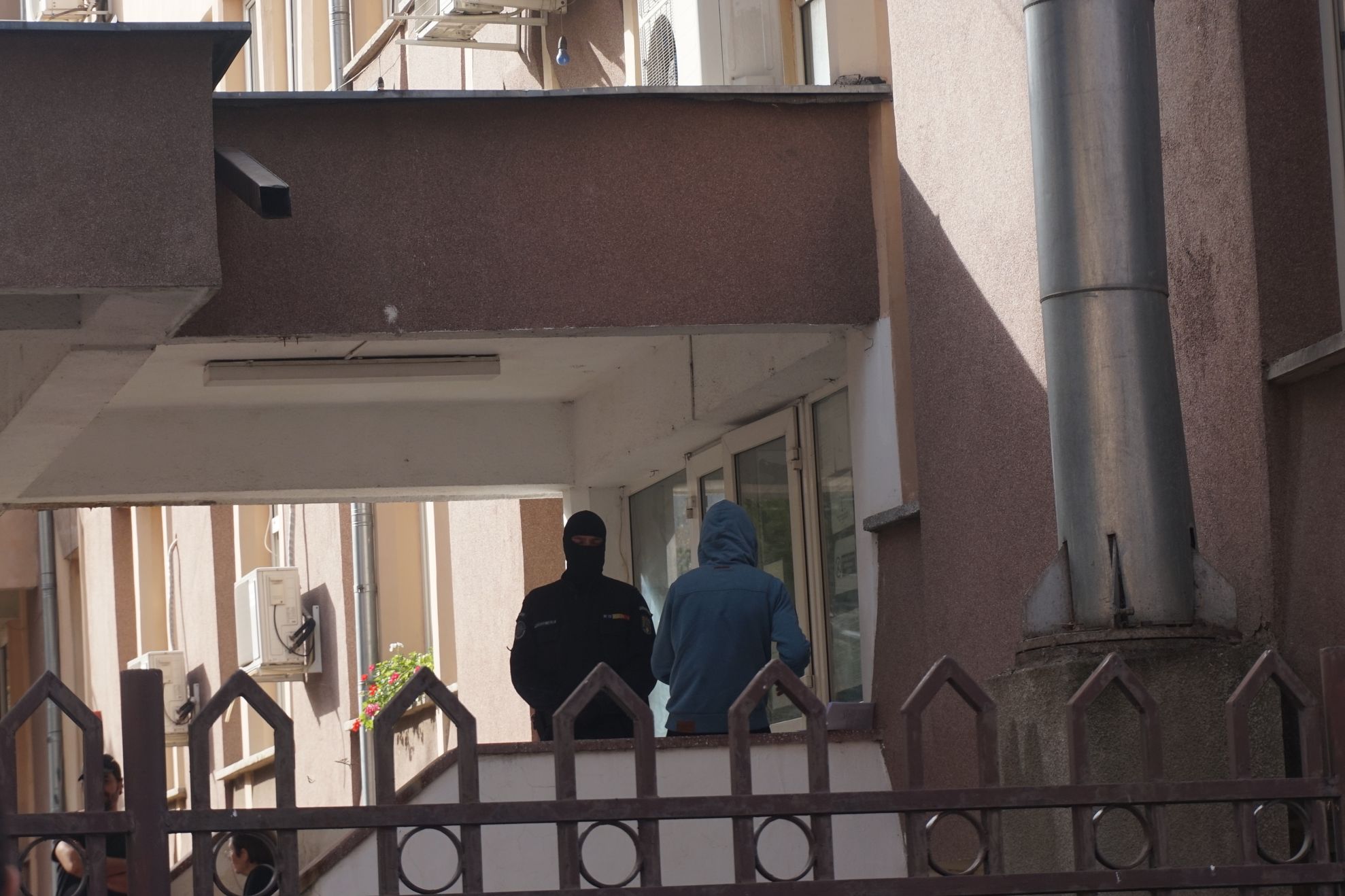 Descinderi DIICOT mascați traficanți etnobotanice shanghai (10)