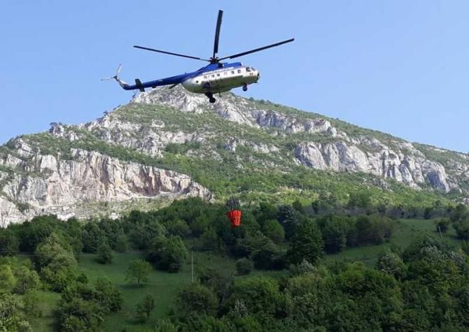 incendiu_elicopter_apa_79545700