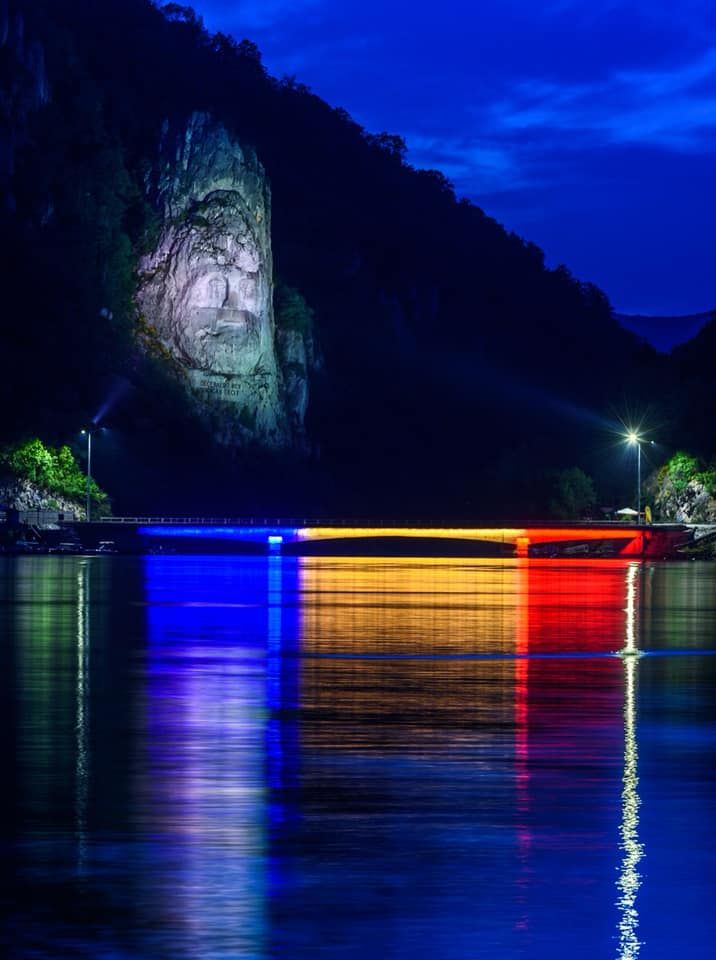 chipul lui Decebal din Clisura Dunării