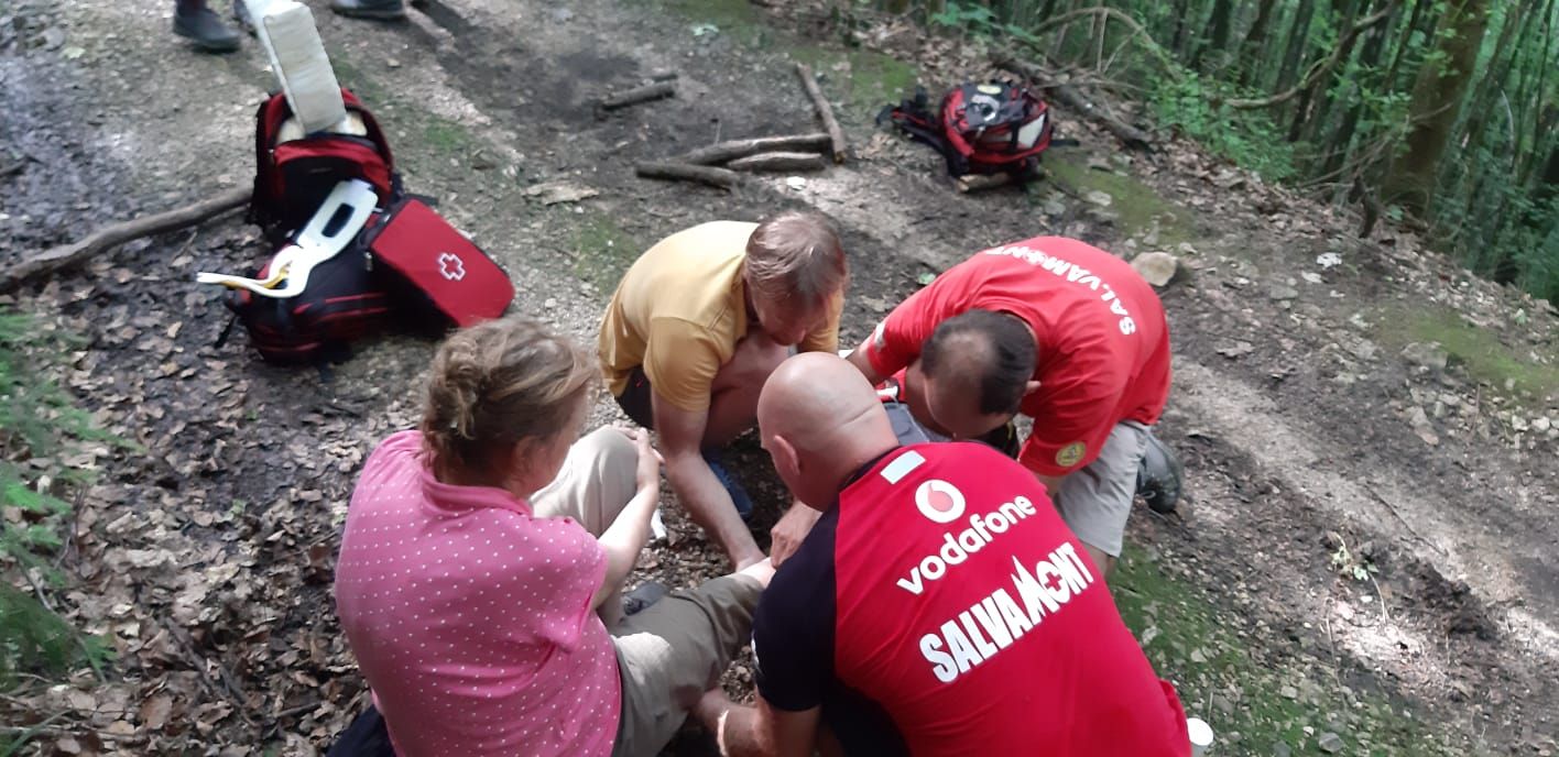 Salvare in Cheile Nerei echipa Salvamont CS (3)